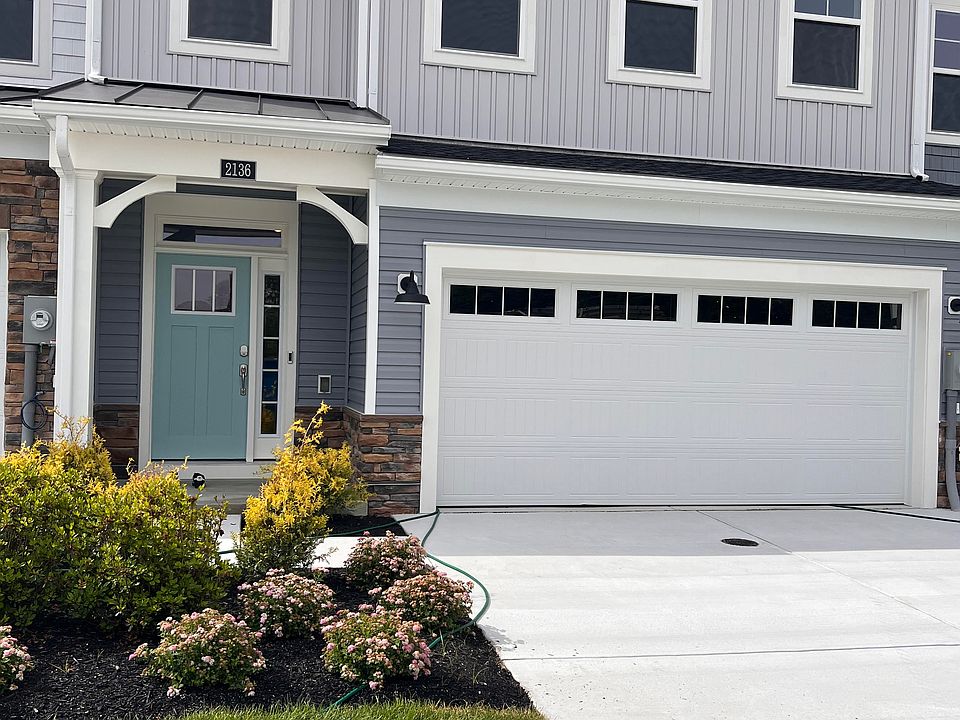 1st image of 2136 Winterberry Ln