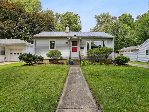 112 W Vermont Ave, Urbana, IL 61801