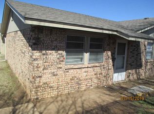 7924 NW Crossland Cir, Lawton, OK 73505