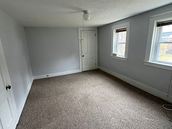 3rd image of 54A Maple St #A