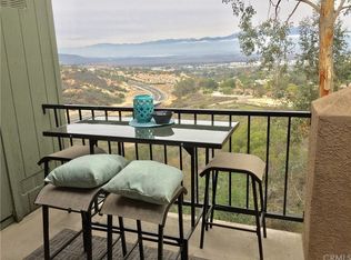 2568 Avenida Del Vis APT 202, Corona, CA 92882