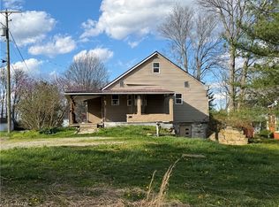 7360 College St, Chesterhill, OH