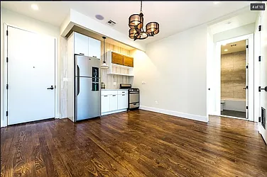 Rented by Loom Capital Group Inc.