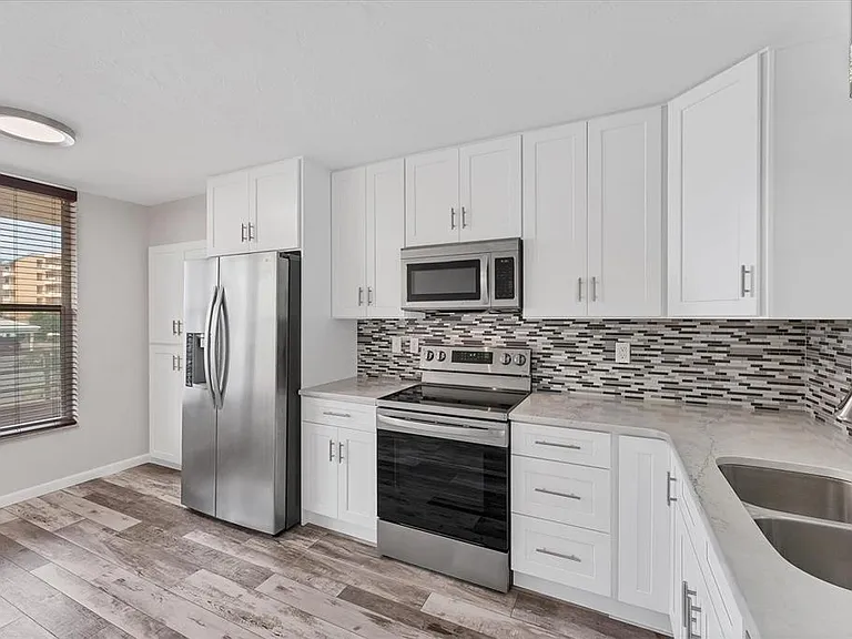 4530 Pinebrook Cir #208 — Photo 16