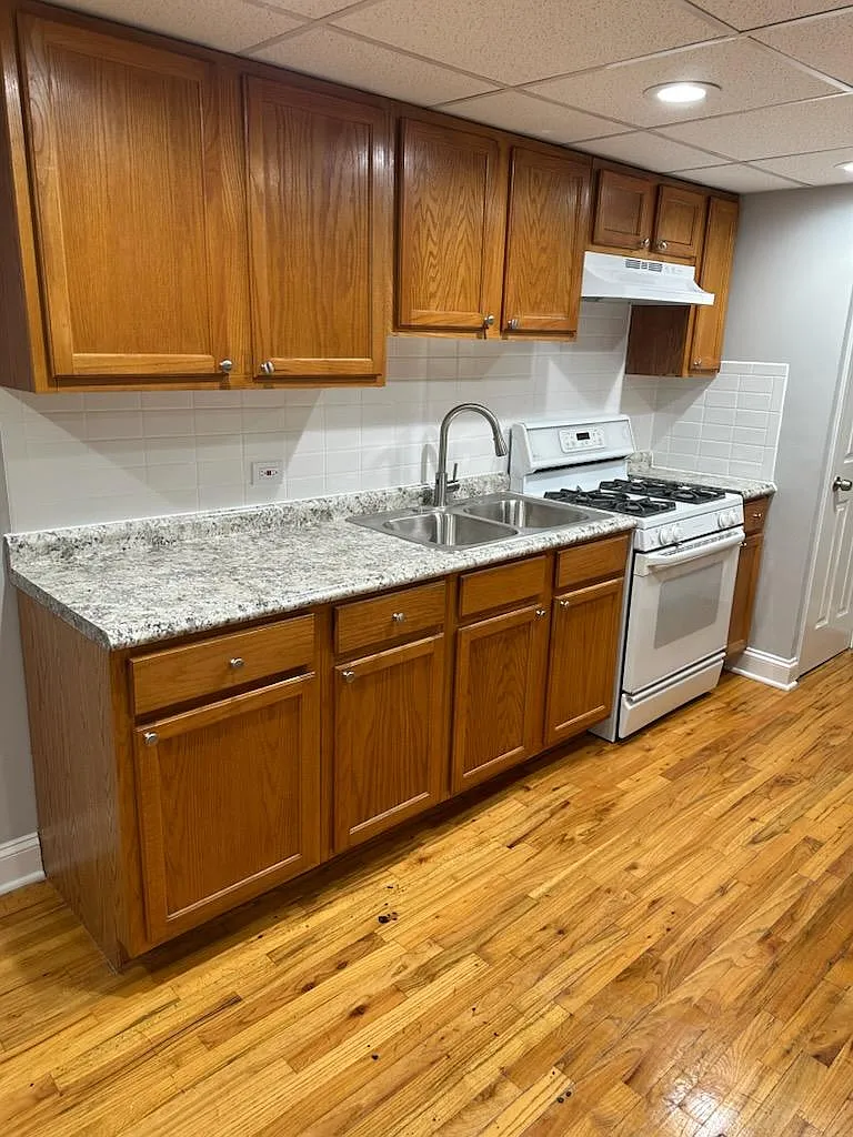 1 bed, 650 sqft, $1,350 — Photo 1