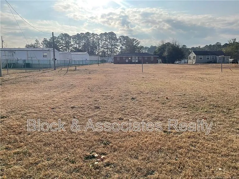 1725 Cumberland Dr — Photo 11