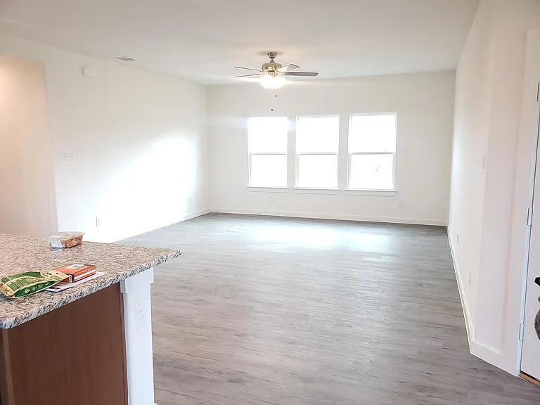 10501 Cedar Ct — Photo 10