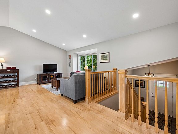 4th image of 7311 Trotters Cir