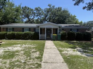 700 Mayflower Ave, Fort Walton Beach, FL 32547