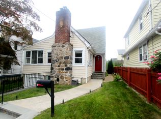 60 McKinley Ave, White Plains, NY 10606