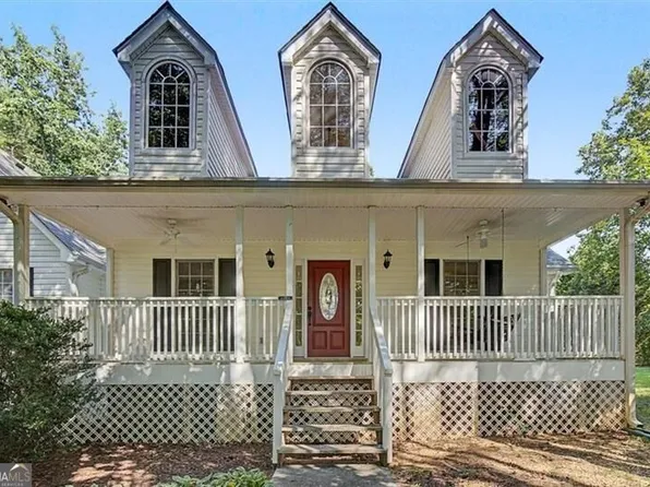 75 Indian Hills Dr, Rydal, GA 30171