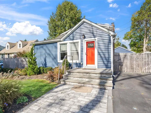 38 Clark Street, Huntington, NY 11743