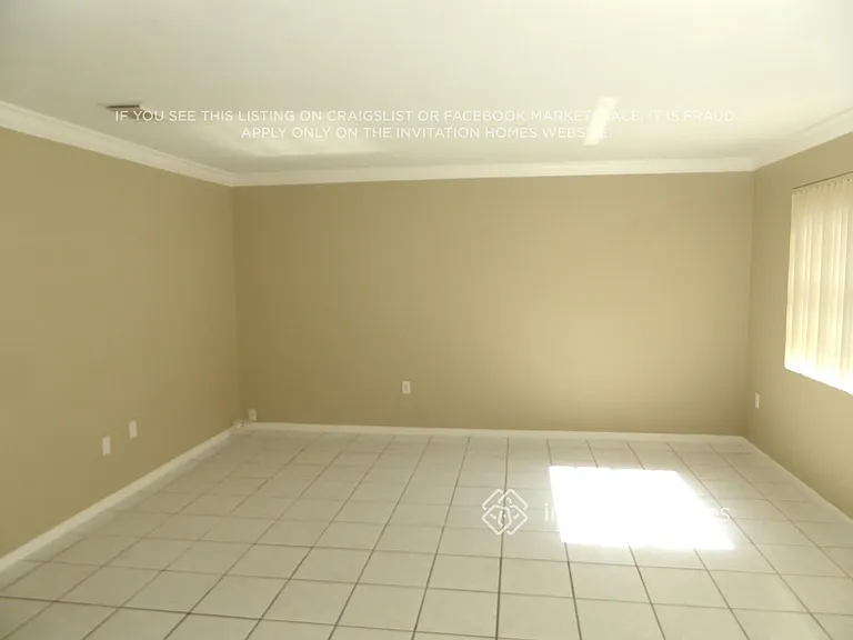 13995 Langley Pl — Photo 4
