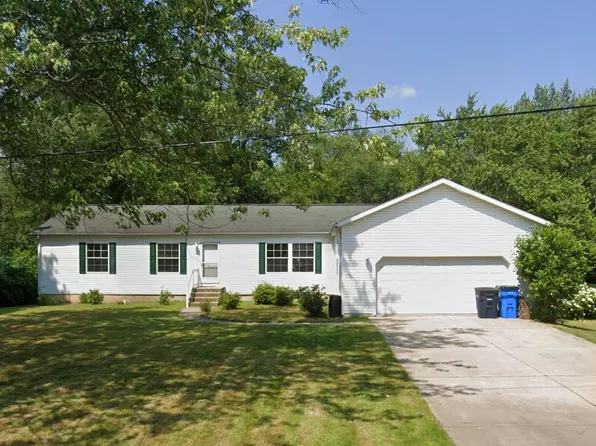 122 Rogers Ave, Michigan City, IN 46360