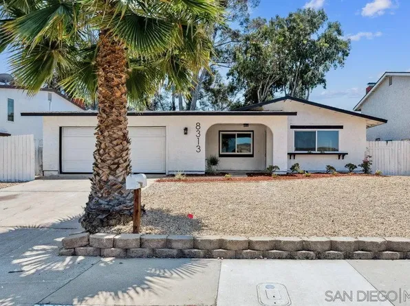 8313 Carlton Oaks Dr, Santee, CA 92071