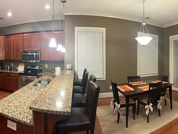 4th image of 9307 Norton Commons Blvd Unit 102