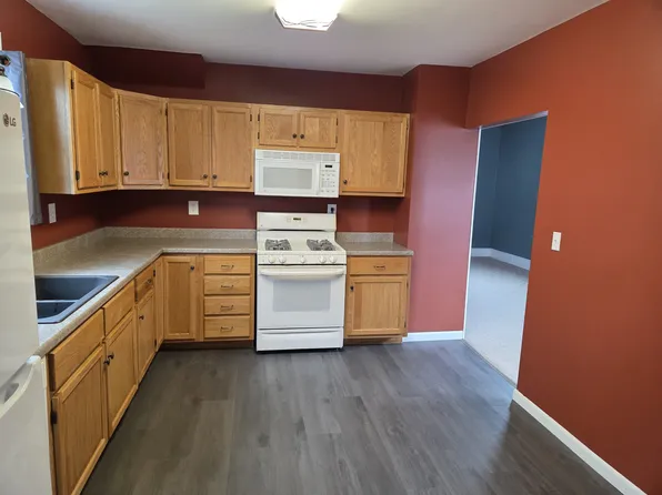 44 Gilfillan St, Franklin, PA 16323