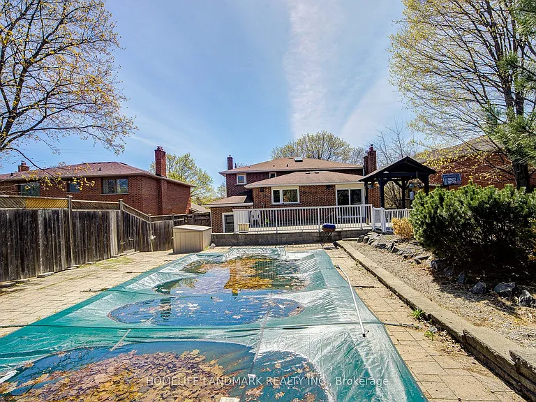 1608 Sherwood Forrest Cir — Photo 48