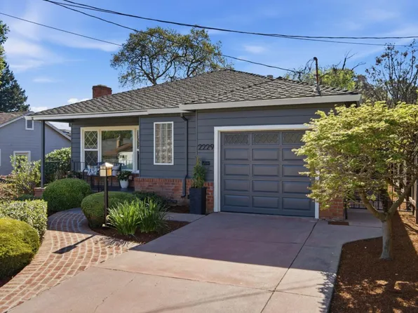 2229 Howard Ave, San Carlos, CA 94070