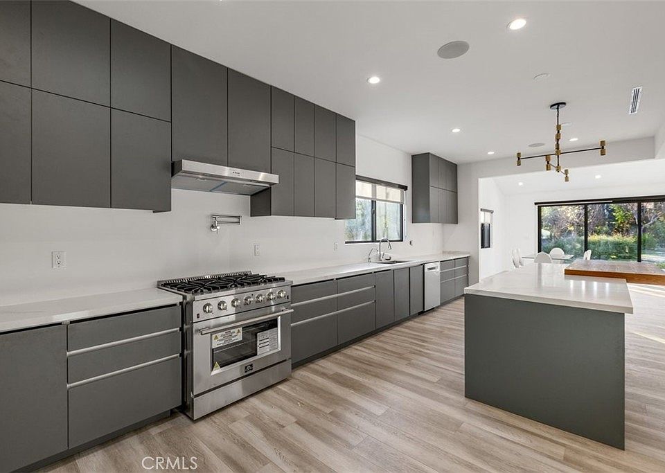 1st image of 5301 Crebs Ave
