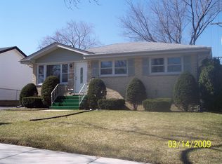 208 S Evergreen Ave, Addison, IL 60101