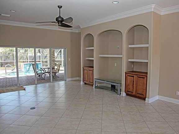 4th image of 296 Avalon Blvd