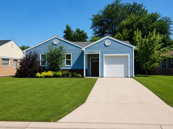 2814 Lexington Dr, Hazel Crest, IL 60429