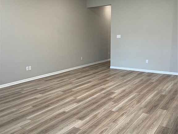 5th image of 6217 Rockford Dr