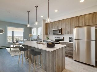 660 S Shawnee Sq SW #408, Calgary, AB T2Y2E7