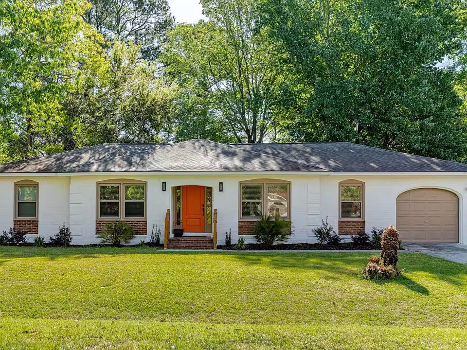1st image of 2117 Chancellory Ln