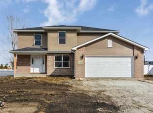 445 E Bethel Dr, Bourbonnais, IL 60914