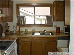 3rd image of 1426 36th Ave N