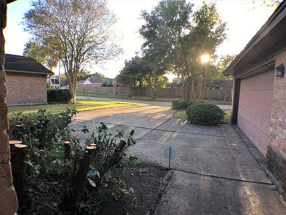 Another angle of the front yard, looking out from the front door
