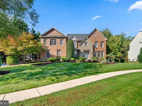 15622 Thistlebridge Dr, Rockville, MD 20853