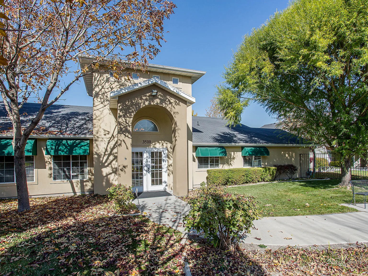 Victoria Woods (55+ Community) — Photo 1
