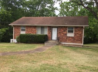 103 Cranwill Dr, Hendersonville, TN 37075
