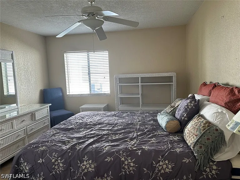 4633 Bayshore Dr #M2 — Photo 7