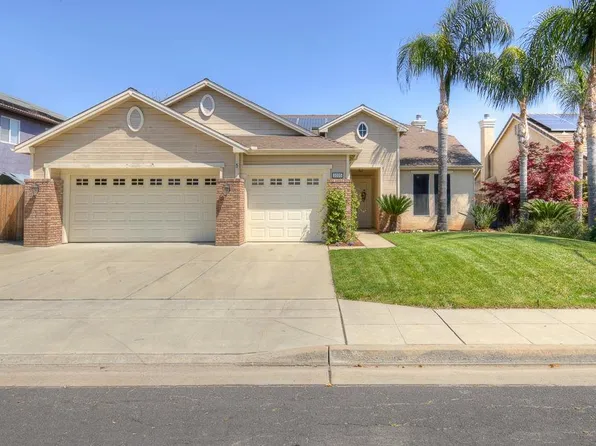 3335 Hornet Ave, Clovis, CA 93611