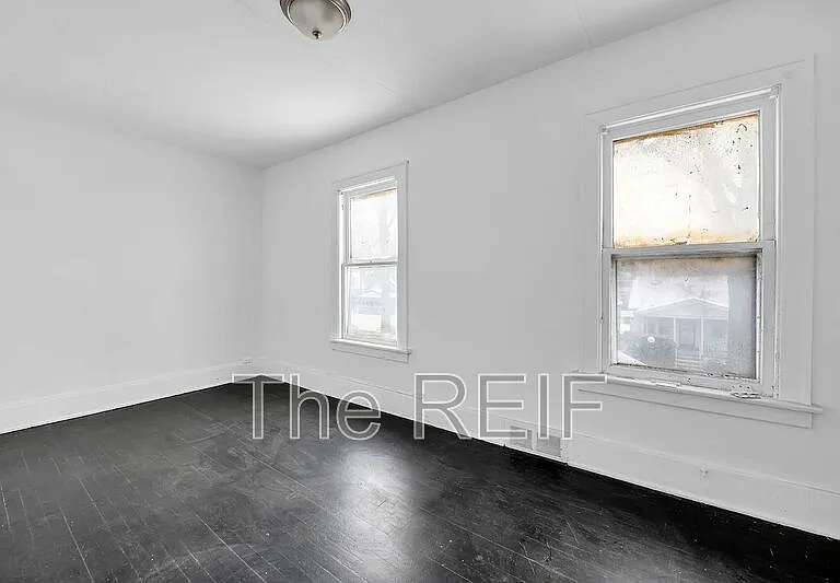 15906 Alden St — Photo 12