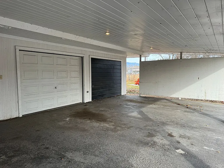 2434 Wyoming St — Photo 42