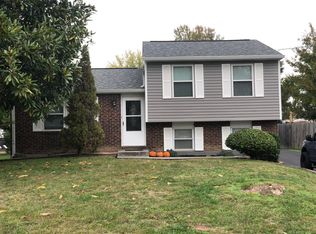 212 Saguaro Dr, Louisville, KY 40229