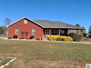 16 Drew Dr, Murray, KY 42071