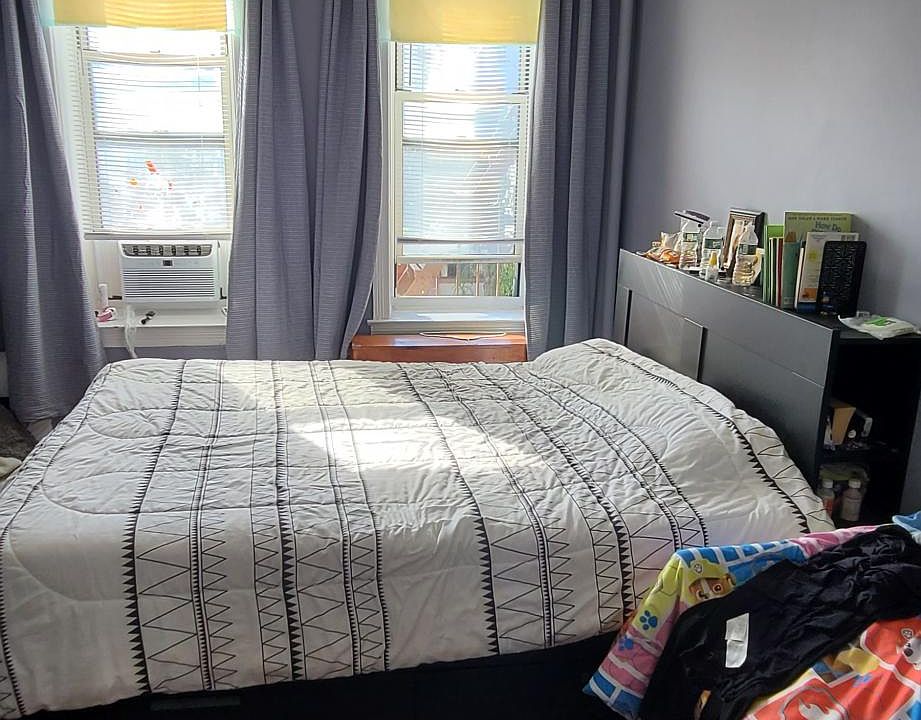 1st image of 2077 E 12th St #2