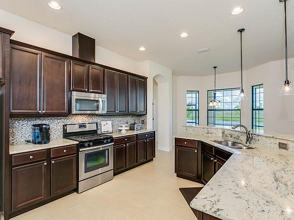 4th image of 3238 Cortona Dr