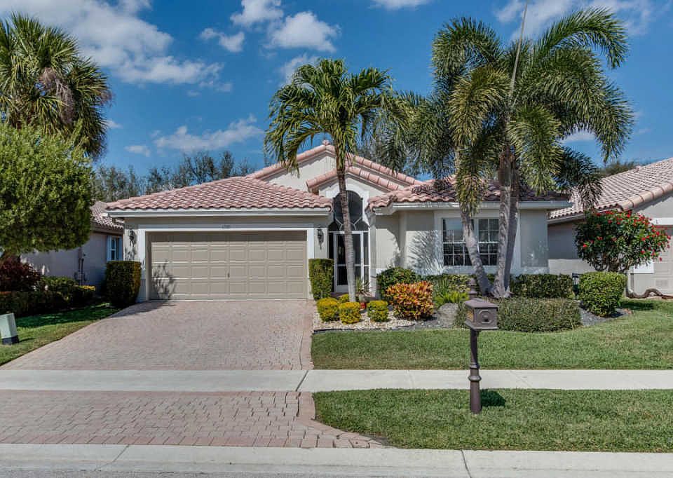 1st image of 6589 Sherbrook Dr