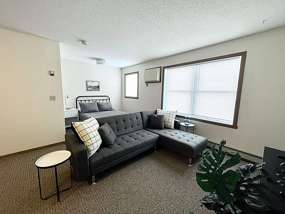 2nd image of 3115 Broadway N #114