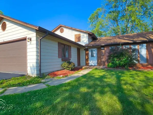 22533 Imperial Dr, Richton Park, IL 60471