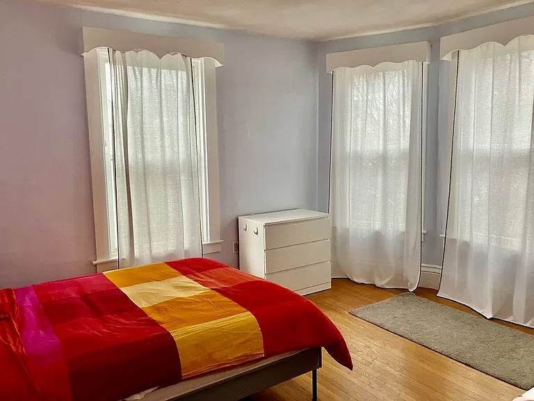 924 Walnut St — Photo 7