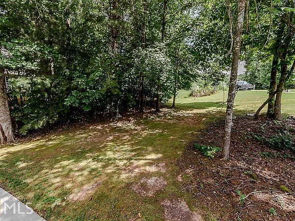 3rd image of 234 Morning Glory Dr