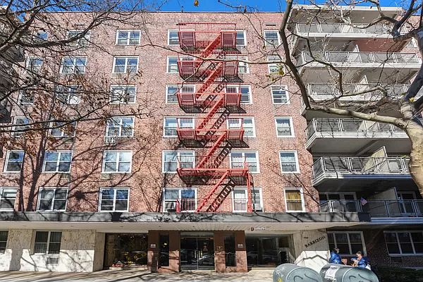 1st image of 142-05 Roosevelt Ave #530